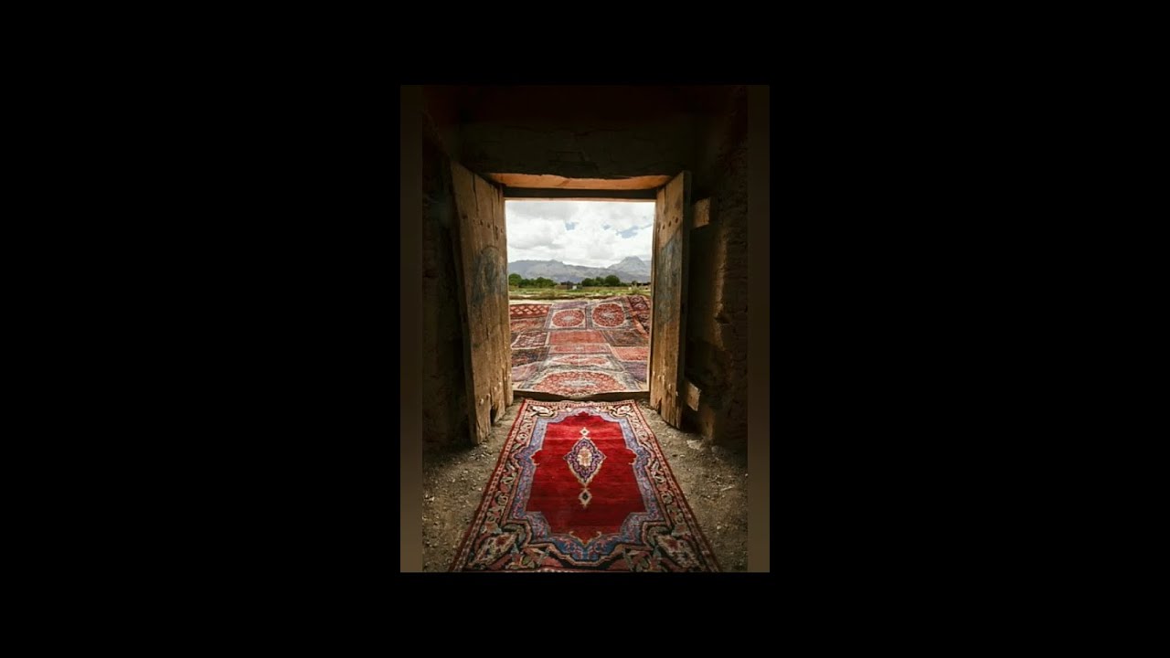 تفريدة ( خذوا بيدِ العبد الضعيف تكرما ) .. لصاحب الصوت الشجي الشيخ حسان السروجي