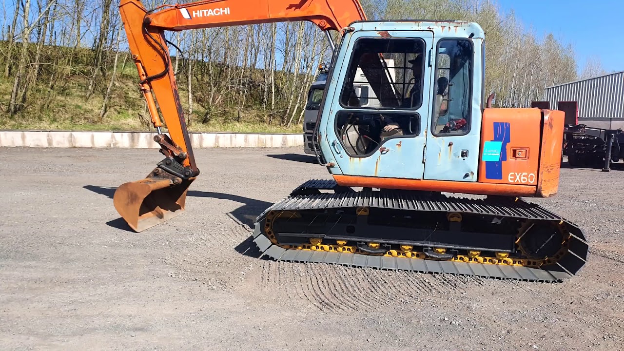 えりぃ Hitachi EX60 3 Super LGP gets a new undercarriage - YouTube