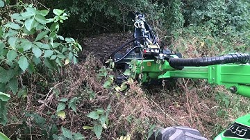 Avant 745 Loader with pallet fork log grab