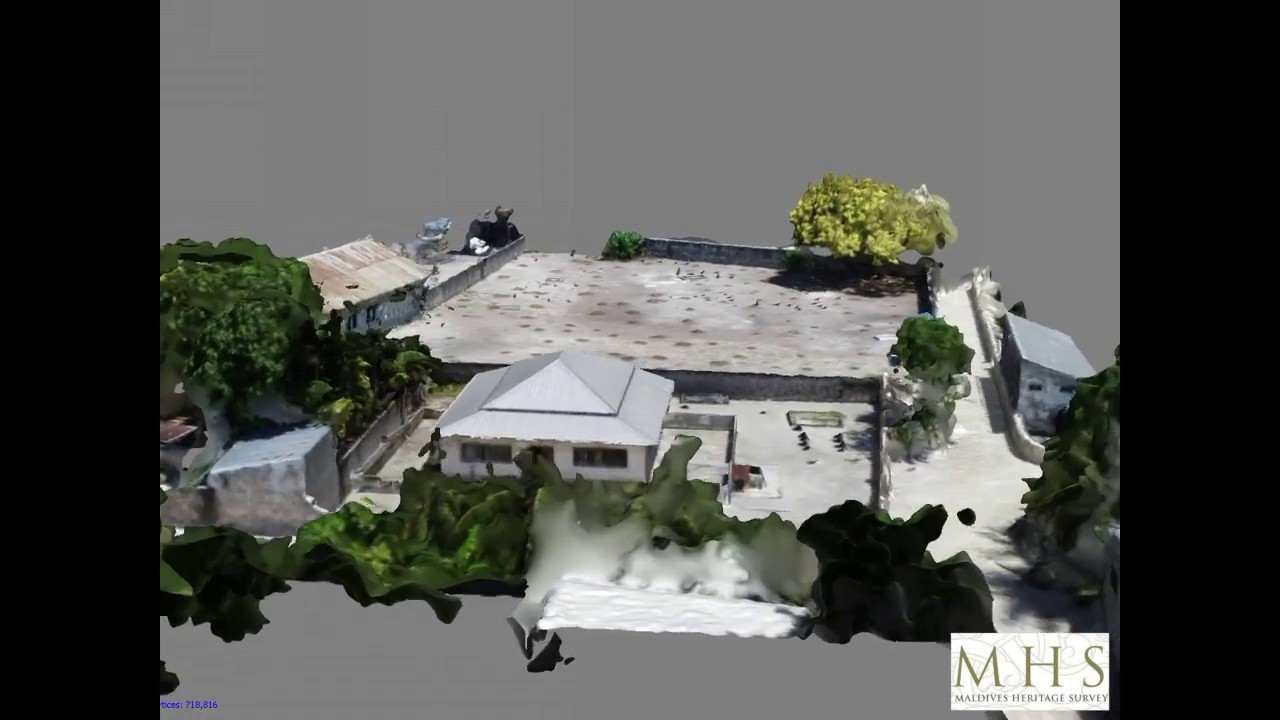 Fonadhoo Old Friday Mosque, Maldives