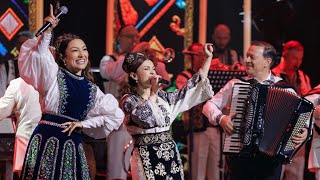 Andra & Andreea Voica - M-o Făcut Mama Așa (din 