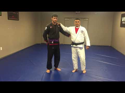 Lapel choke from stand up