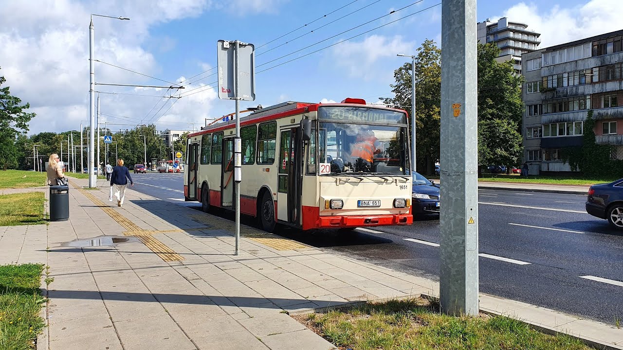 Trolleybus broke down! Škoda 14TrM VVT 1651, Line 20 Šaltinėlio st. - Žirmūnai in Vilnius