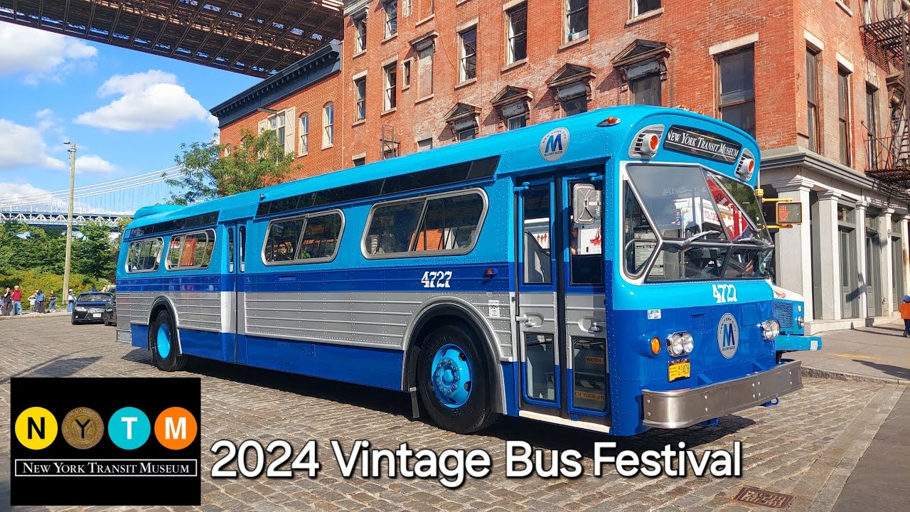 MTA Vintage Buses leaving Brooklyn Bridge Roebling Plaza