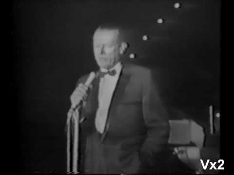 在 YouTube 上觀看「Vaughn Monroe sings his theme (Racing with the Moon) in concert 1965」
