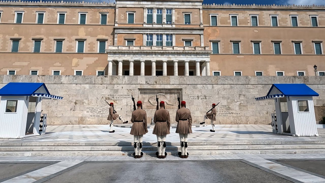 2025/08/20-3 Athens: Metro From Agora to Hellenic Parliament - The Hellenic Parliament Guard Change