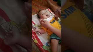 Ngày thứ 2 cháu tập ăn nà