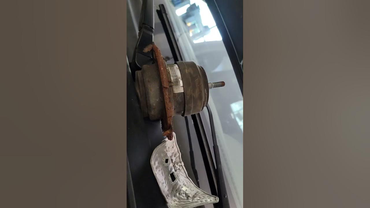 2012 jeep grand Cherokee 4x4 3.6 v6 starter replacement. - YouTube
