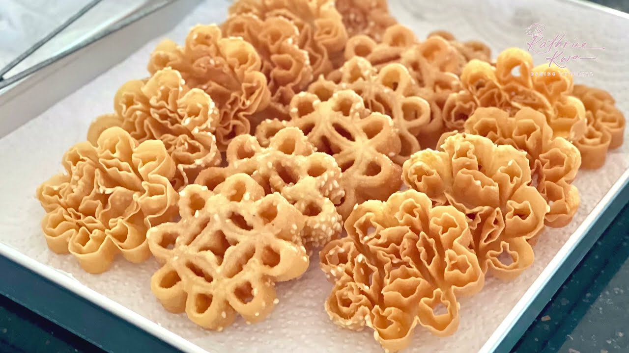 ⁣Honeycomb Cookies | Kuih Loyang | 蜂巢芝麻饼