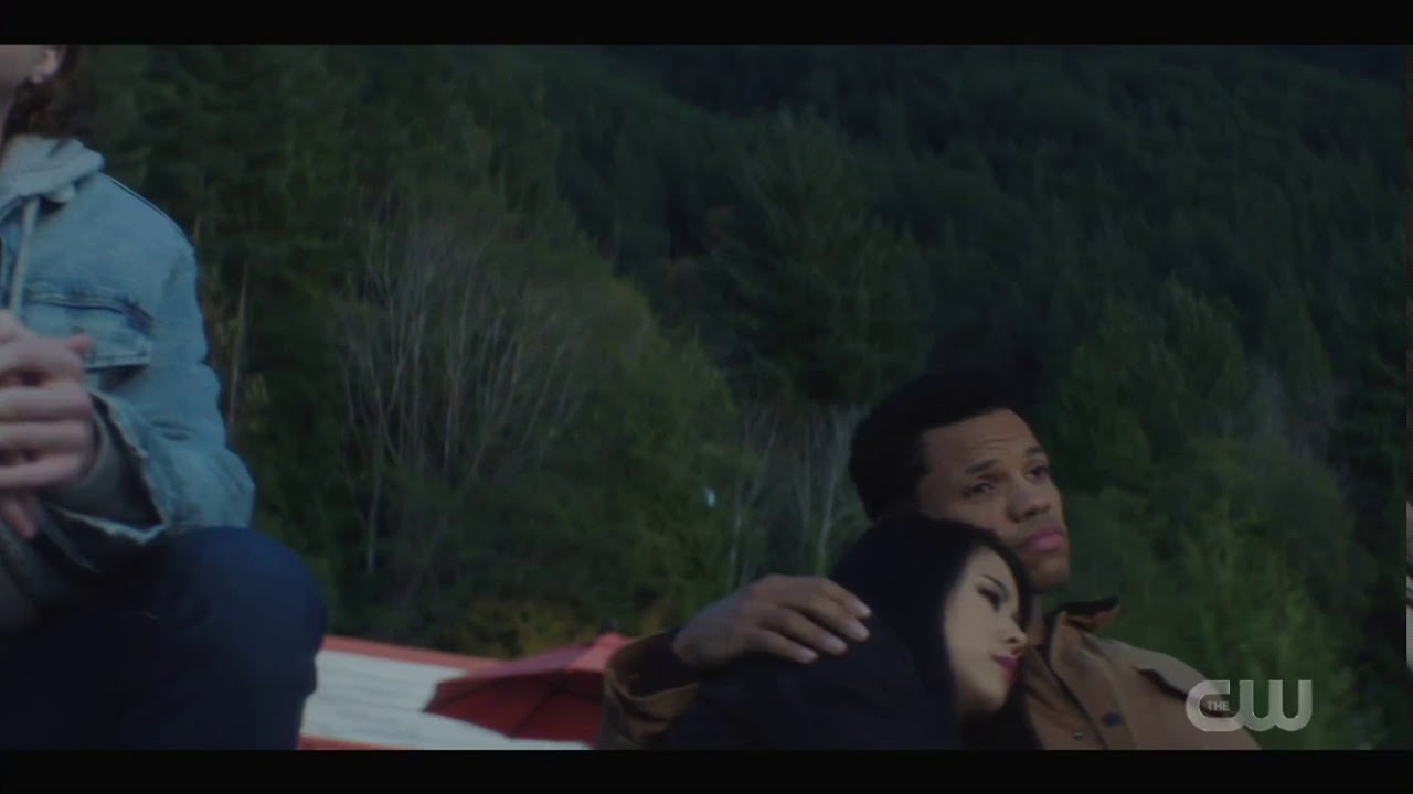 Nancy Drew 2x05 - Group talks freedom // Nancy realizes something new is wrong