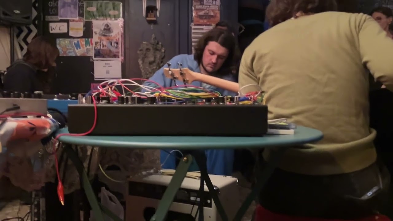 Axelle Chaudron (Hell Axe?) x Deniz Demirer x Ilia Gribov - BROKEN IMPRO #60 - Chair de poule, Paris