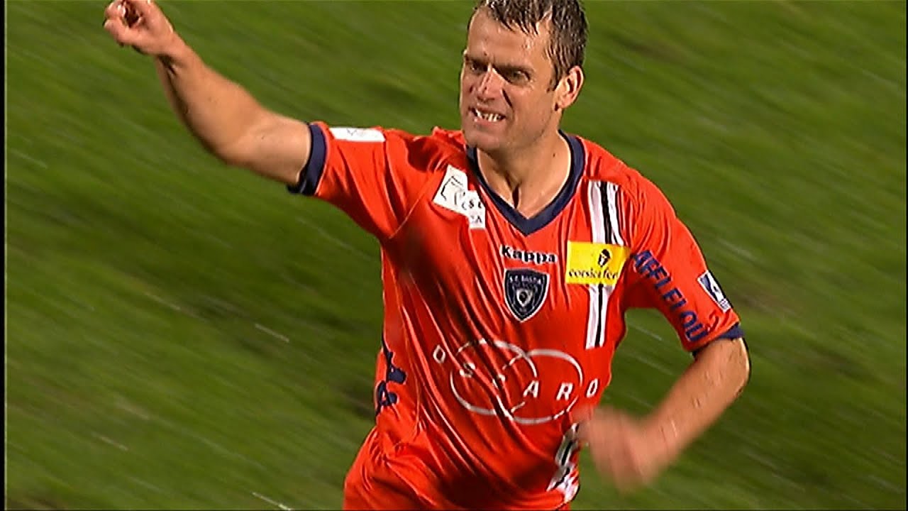 Goal Jérôme ROTHEN (32' pen) - Olympique Lyonnais - SC Bastia (5-2) / 2012-13
