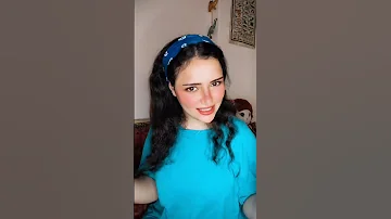 اول ما شفتك قلت بس هو ده اللي هيحرق لى دمي Shorts احلام محمد 