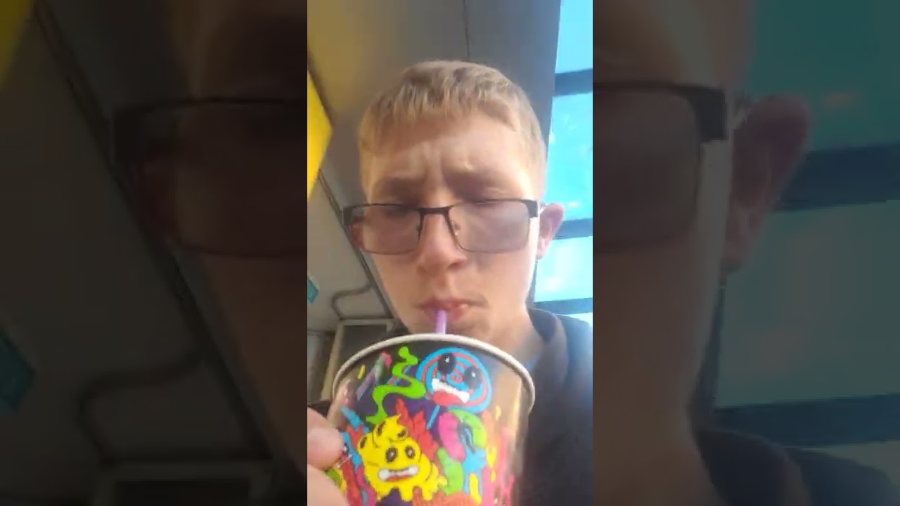 Raspberry vs Lime - 7 Eleven Slurpee