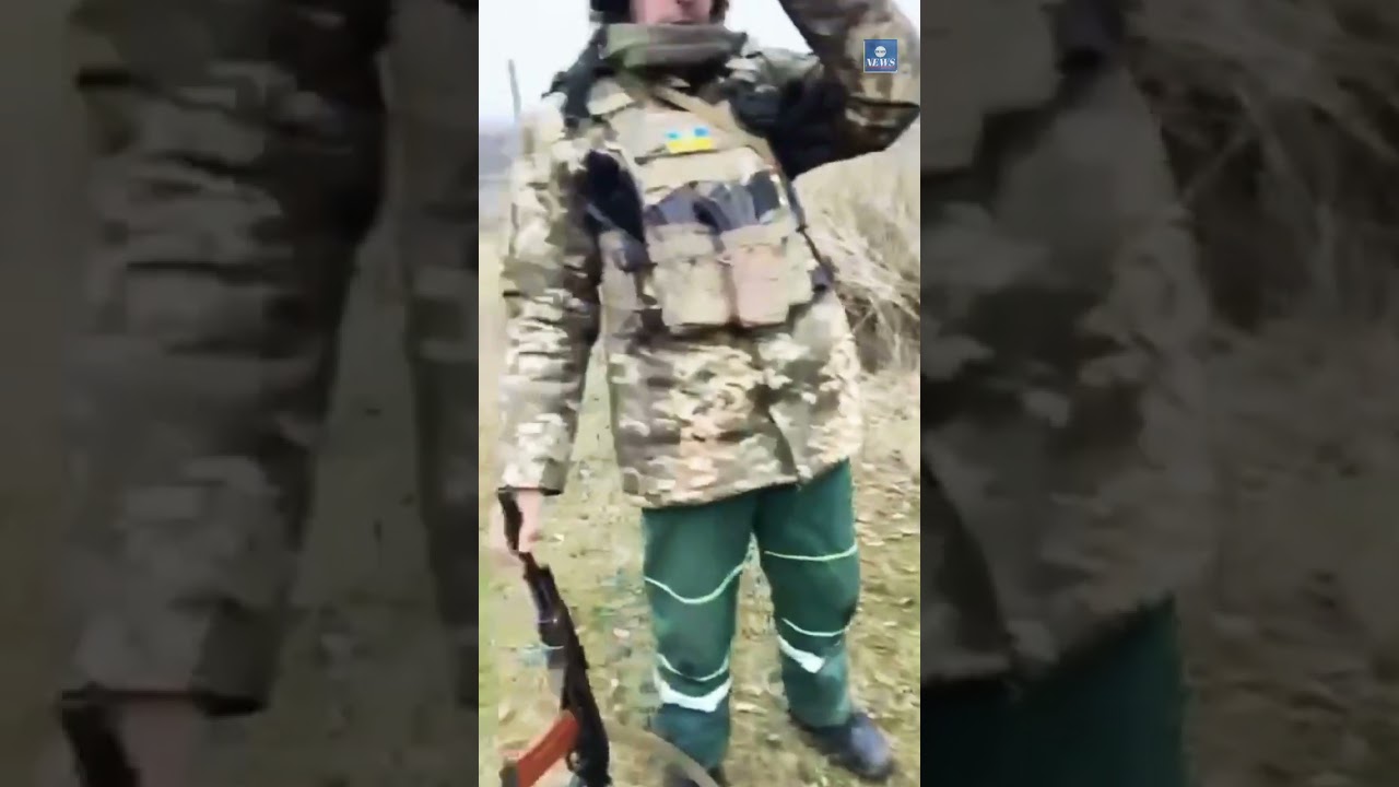 Small groups of Ukrainian troops continue to leave thecityof Bakhmut andmove west towards Chasiv yar