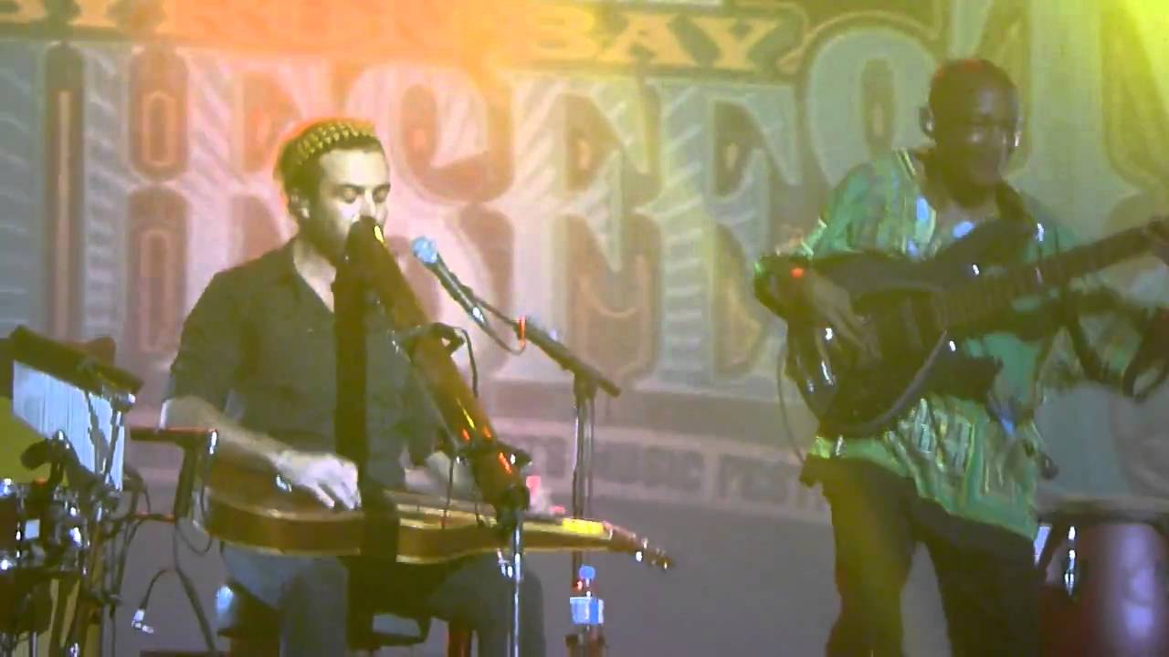 Xavier Rudd - Let Me Be - Byron Bay Bluesfest 2011