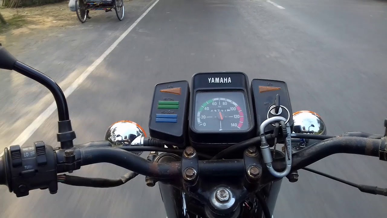 Yamaha Rx 100 In Bd Road Youtube