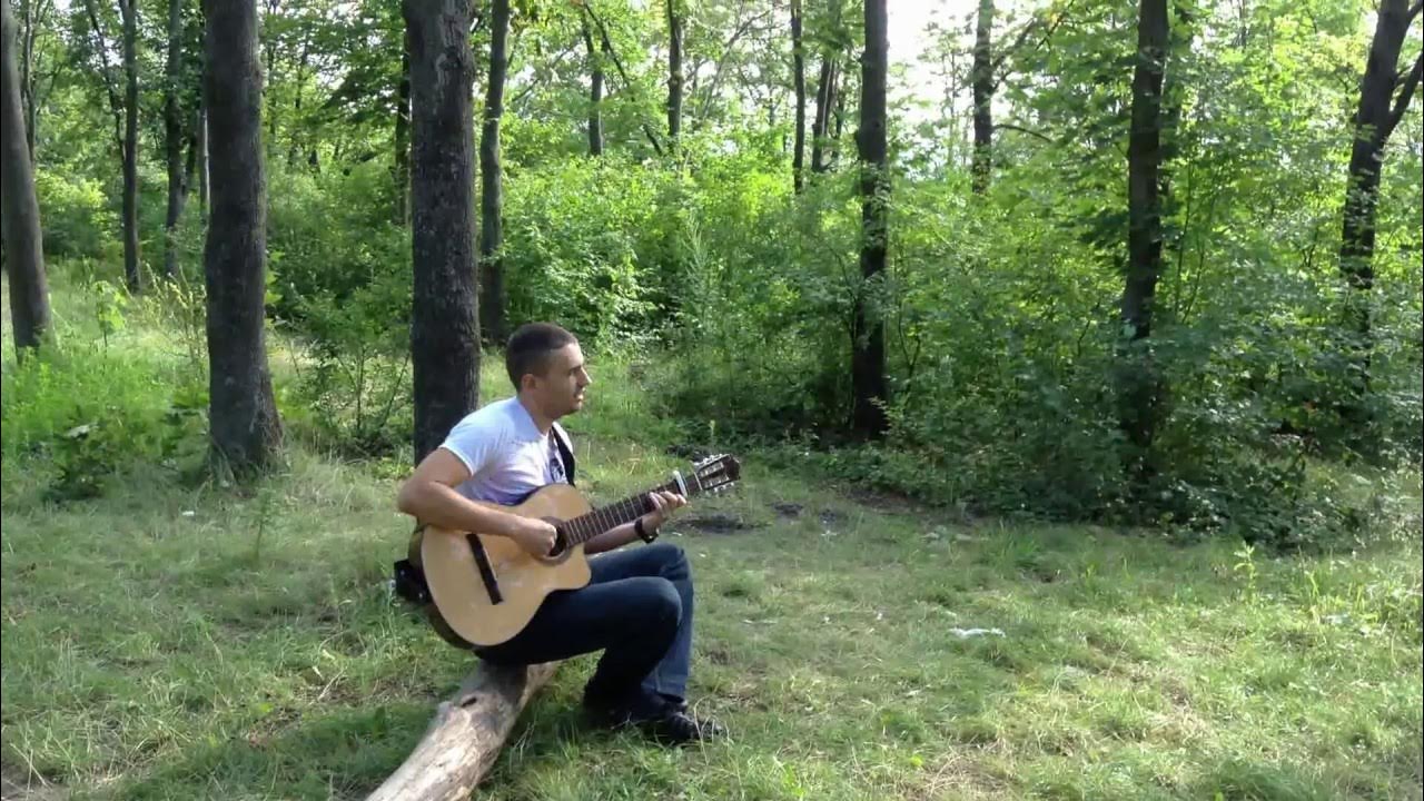 Пой гитара пой. Парень с гитарой и девушка. Пой же пой на проклятой гитаре есенин. Текст песни на гитаре. Парень с гитарой.