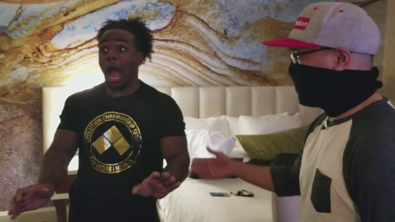 DPiddy and @XavierWoods Run Into a Predicament At Evo 2017 