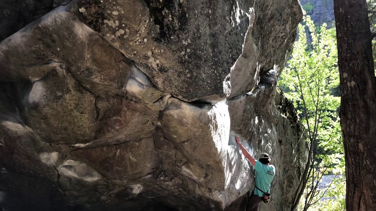 The Footless Traverse (V5)