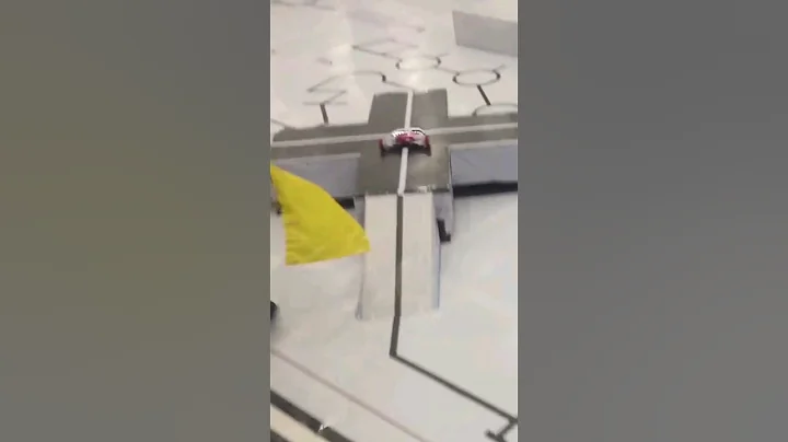 Very fast robot line follower! #robot #robotics #competition #challenge #car #arduino #engineering