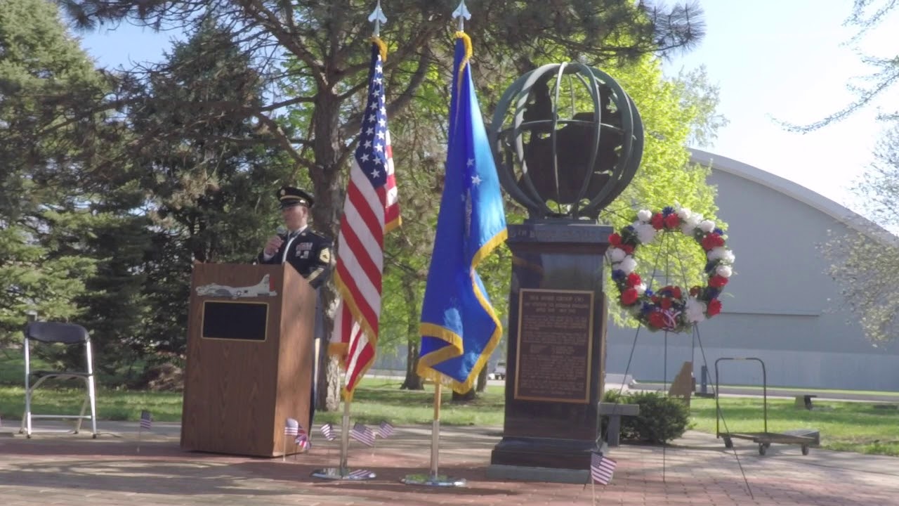 95th Bomber Reunion, Last Plane Down