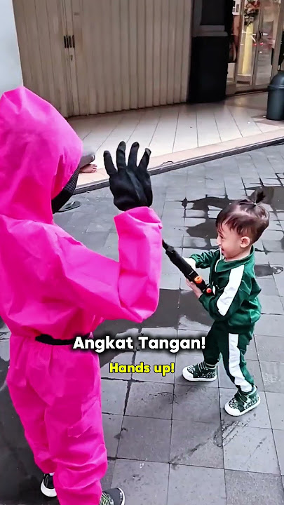 OLD but NEW! Adek aka lucu 😅😂😍 #squidgame3 #pinkguards
