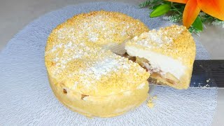 Apple pie with souffle cream. Melts in your mouth! Simple and very tasty!
