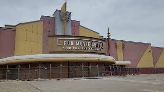 Former United Artists MacArthur Marketplace Stadium 16