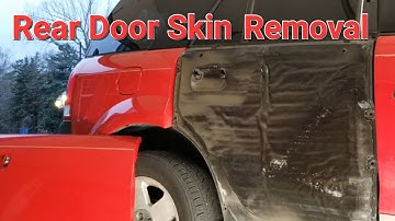 De-Skinning the Vue: Rear Door Skin Removal (04 Saturn VUE Project)