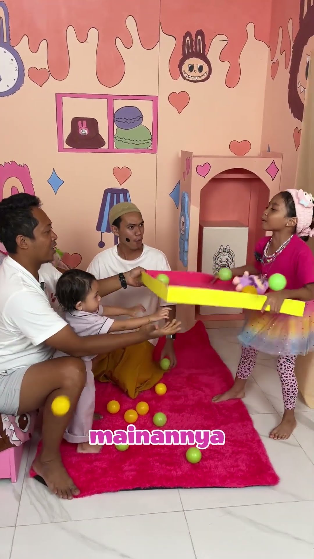LEIKA VS CECY \u0026 AYAH MAIN GAME BOLA-BOLA PART1 #leika #shorts #viralvideo