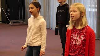 Download Lagu God kent jou vanaf het begin - Kinderkoor EigenWijs MP3