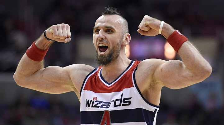 Marcin Gortat 3 blocks in 48 seconds