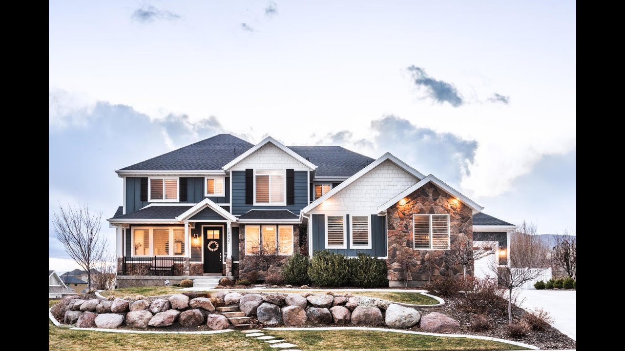 Beautiful Craftsman 2-Story - YouTube