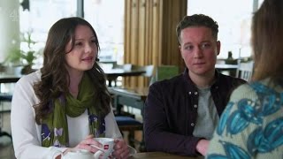 Location Location Location S25E01