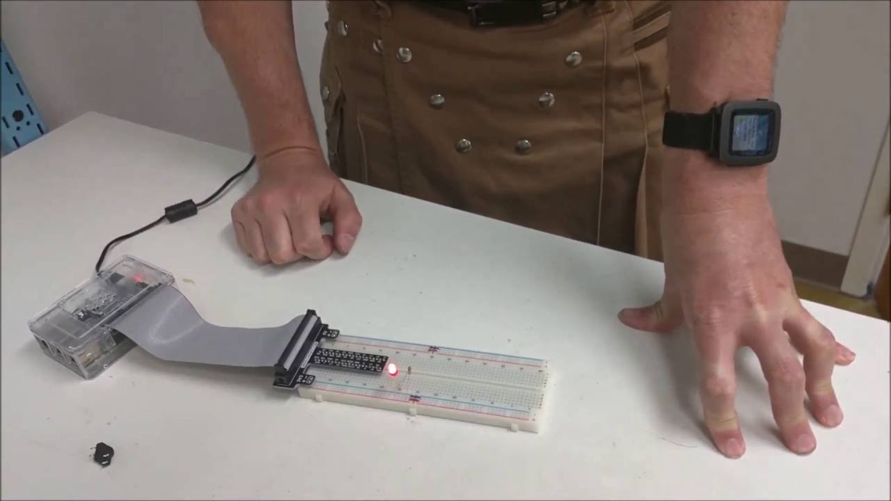 Raspberry Pi 3 assembly - YouTube