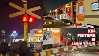 PERTAMA KALINYA KRL LEWAT JAWA TIMUR❗️Random Perlintasan KA Sidoarjo - Surabaya, Jawa Timur