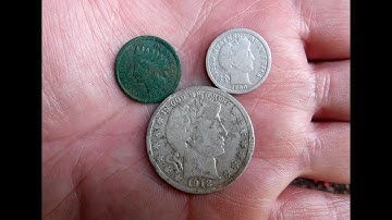 Barber Half Dollar metal detecting with my E-Trac!