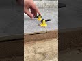 Leveling process of floor ceramic tiles using balance correctors