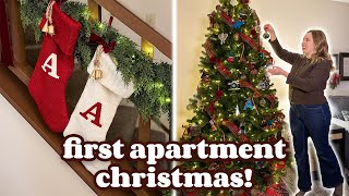 DECORATE WITH ME for CHRISTMAS *Cozy Renter-Friendly Decor*🎄