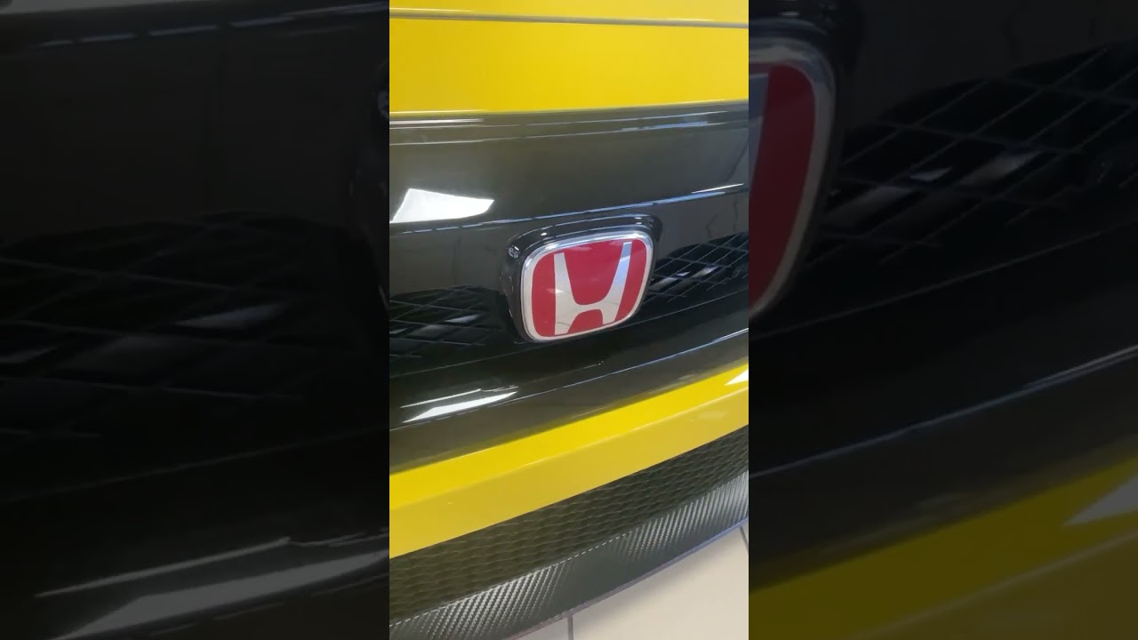 Used 2021 Honda Civic Type R walk around