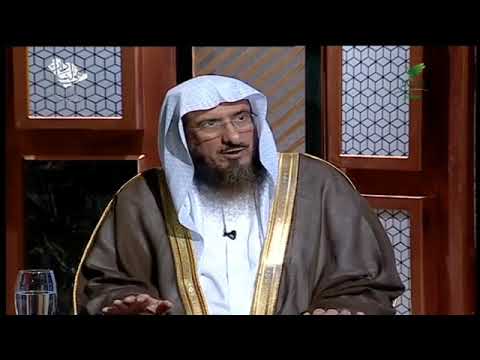صحة الصلاة إذا كان في ثوب الإمام نجاسة
