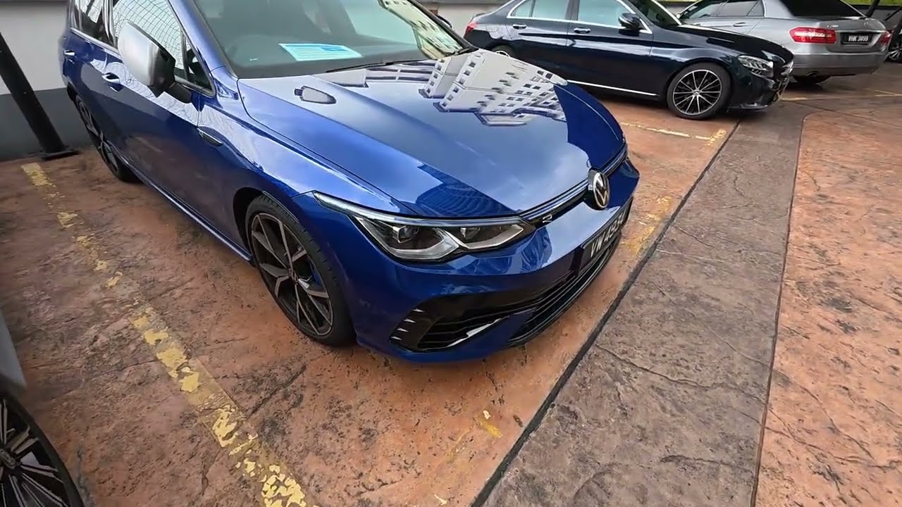 Is the MK8 Golf R still the legendary pocket rocket?