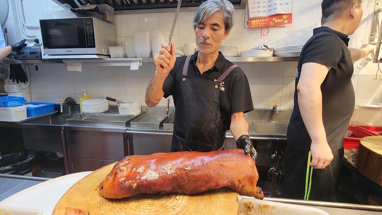 脆皮熱辣辣#燒乳豬， 爆汁榕記陳皮燒鵝，肥美焦糖#腩仔#叉燒 肥美#油鷄 #探店 #太極師傅 #燒臘 香港燒鵝排名 #茶餐廳 ChenPi RoastGoose #streetFood