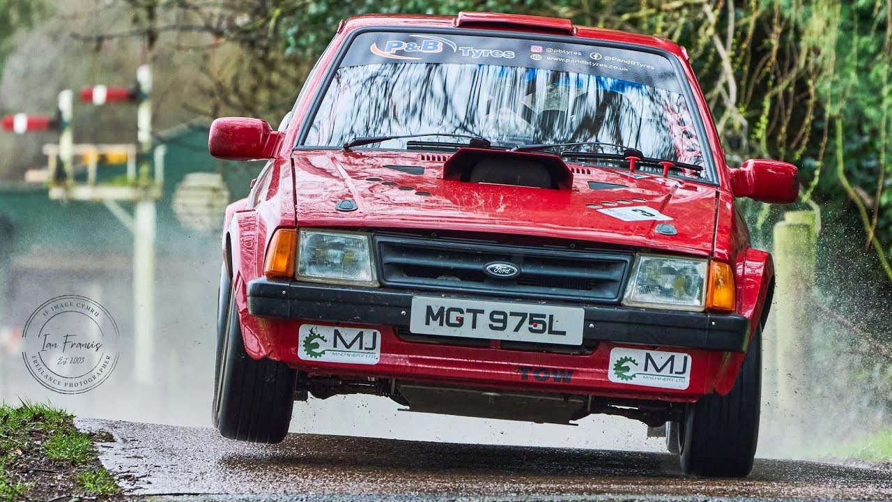 SS9 Agbo Stages Weston Park Rally G3 Escort AJ30 Lee Edwards / Ben ...