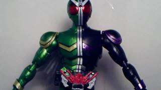 For the last week of riderfest, i figured i'd show off first kamen
rider master grade model kit.