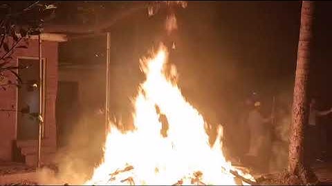 লাইভে এলেন শেখ হাসিনা, যা ঘটলো ধানমন্ডি ৩২ নম্বরে! | Dhanmondi 32 | Sheikh Hasina| @towfixcc216