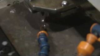 21021   細穴放電加工機 三菱電機 MEMH8  2005年