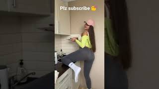 Crazy Indian Girl Twerking In Kitchen 