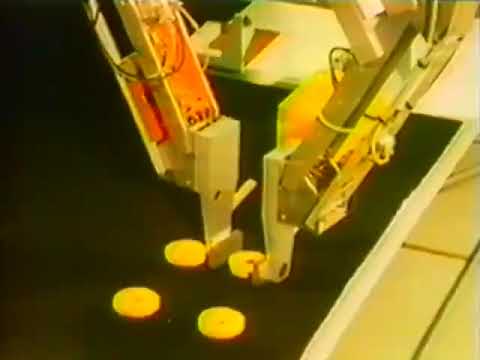 Edinburgh Freddy Robot Demo (1973)